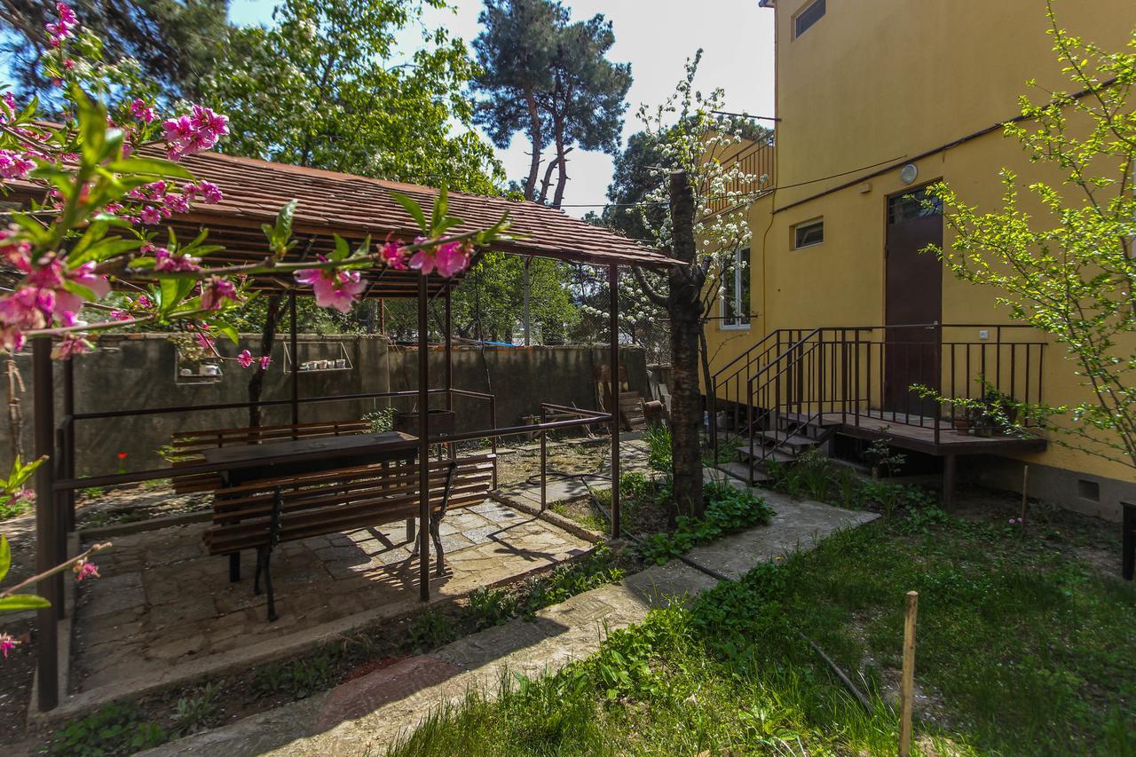 Apartment Gardens 44 Tbilissi Extérieur photo