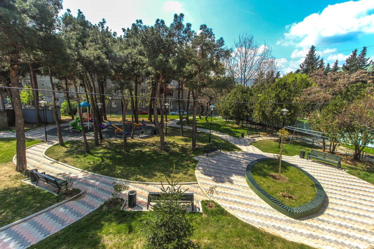 Apartment Gardens 44 Tbilissi Extérieur photo